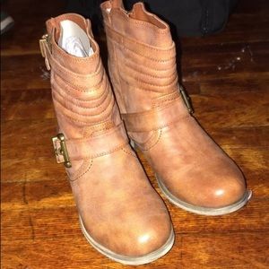 Aldo Tan Booties